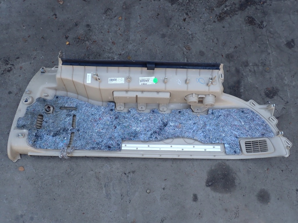 Trunk Side Right Yukon Escalade Suburban 07-
