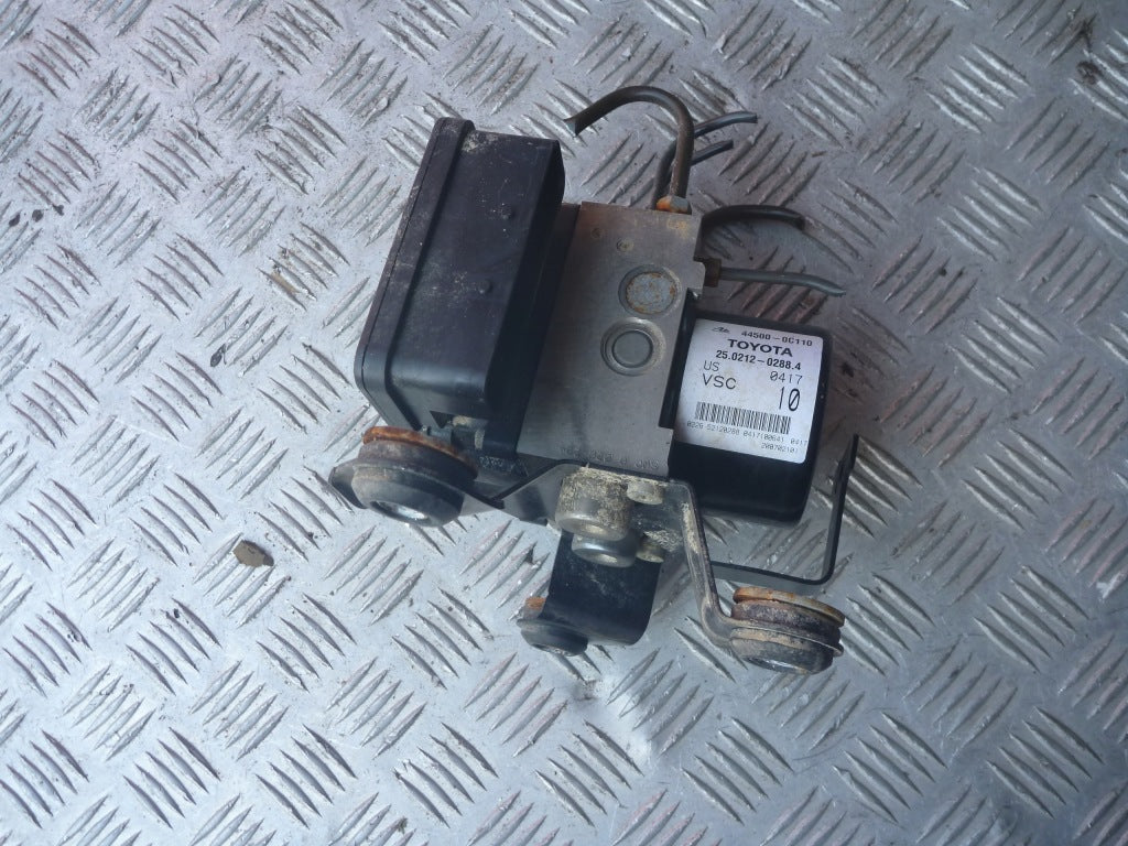 Pompa ABS Toyota Tundra 5.7 4x4 2007-