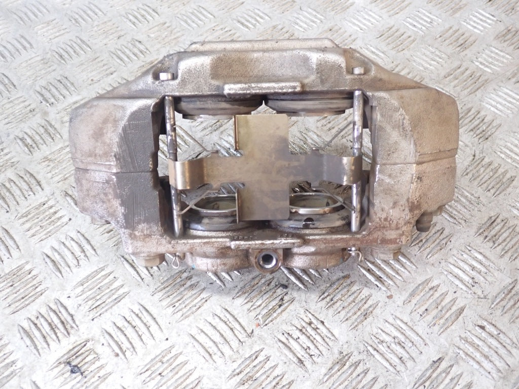 Zacisk Hamulcowy Lewy Przedni Chevrolet Tahoe Suburban Yukon 5.3 2021