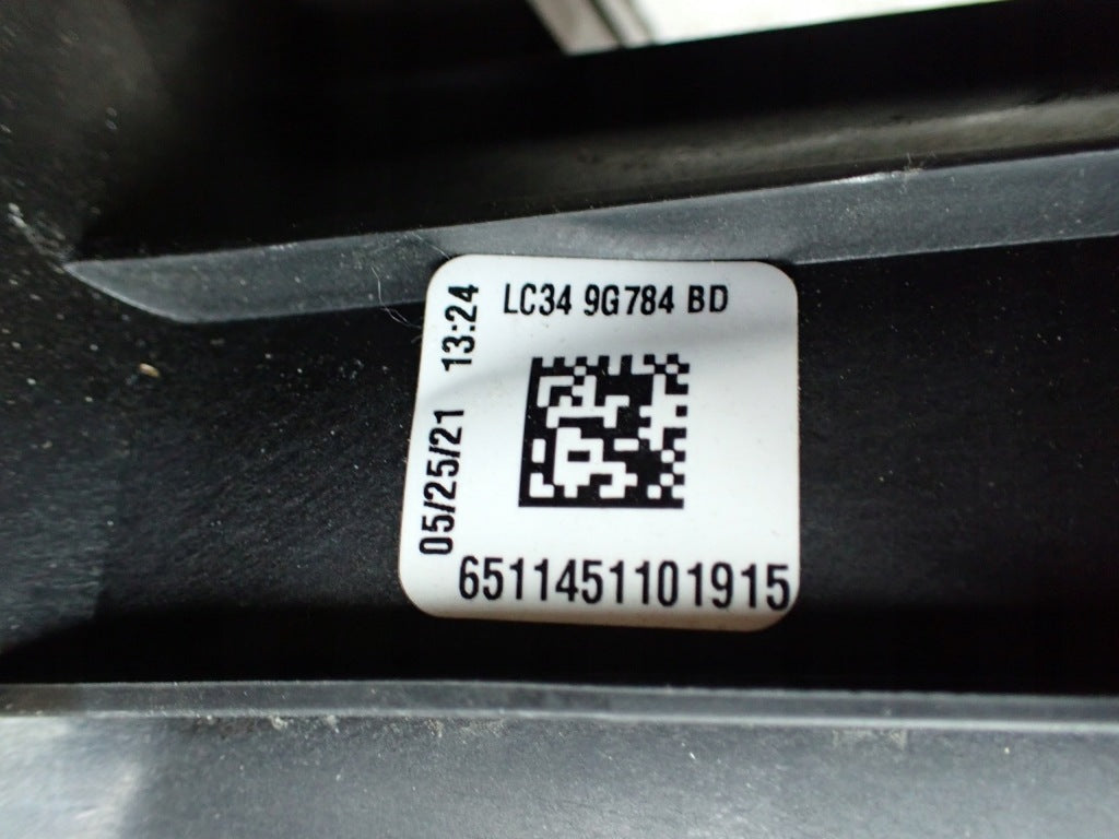 Obudowa filtra powietrza do Ford F350 F250 6.2 4x4 2020, kompletny zestaw od Autolandparts, widok na elementy konstrukcji