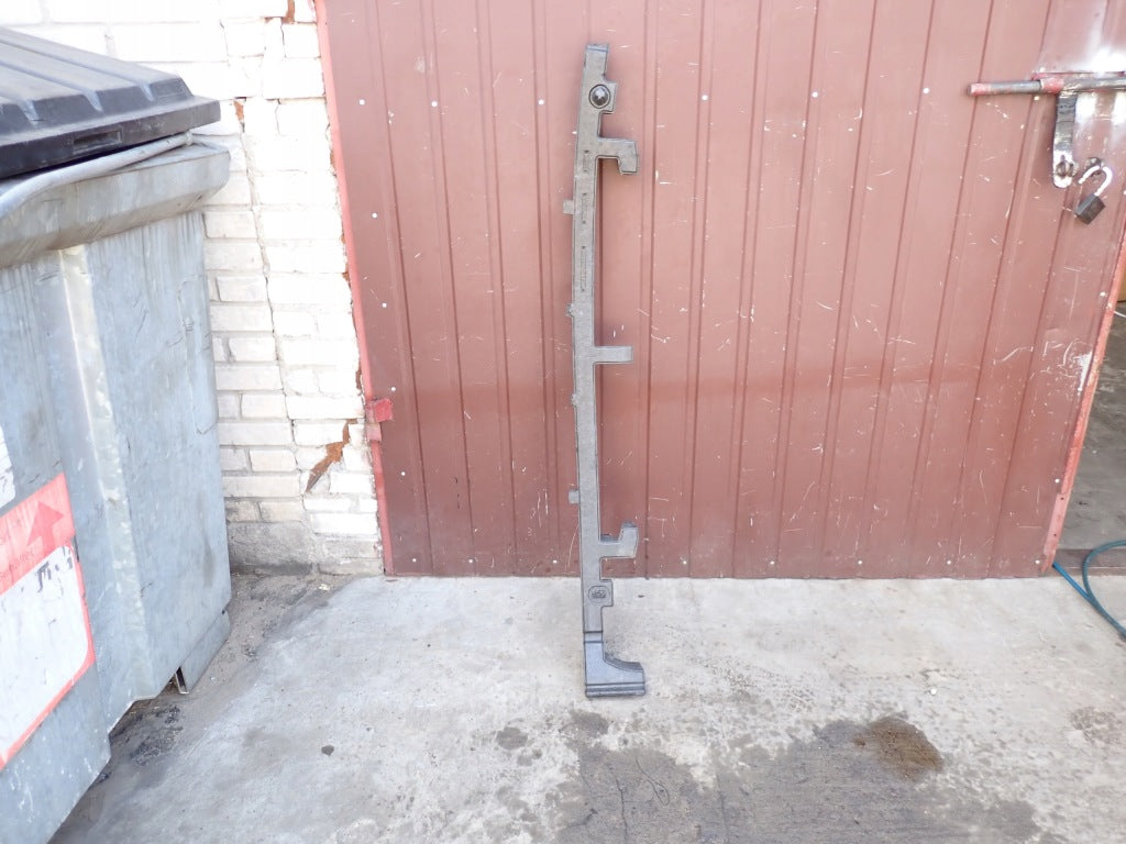 Absorber Zderzaka Przedni Przód Toyota Sienna XL40 2021-