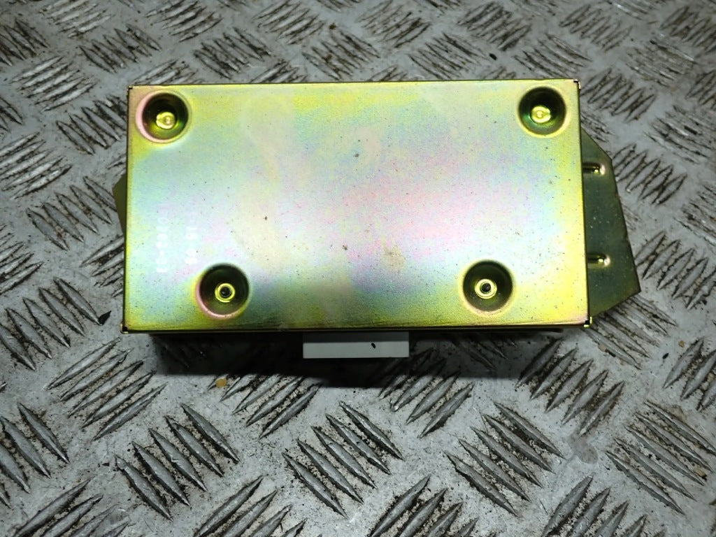 Chevrolet Corvette C5 Amplifier