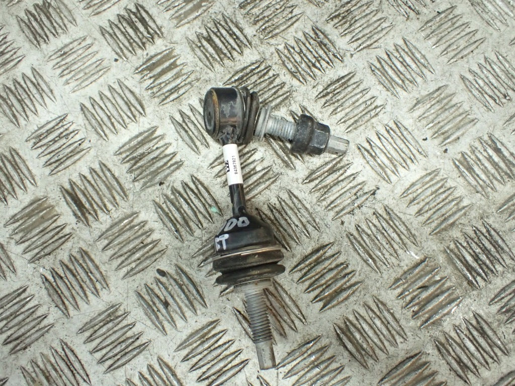 Front Stabilizer Link Chevrolet Silverado GMC Sierra 2019-