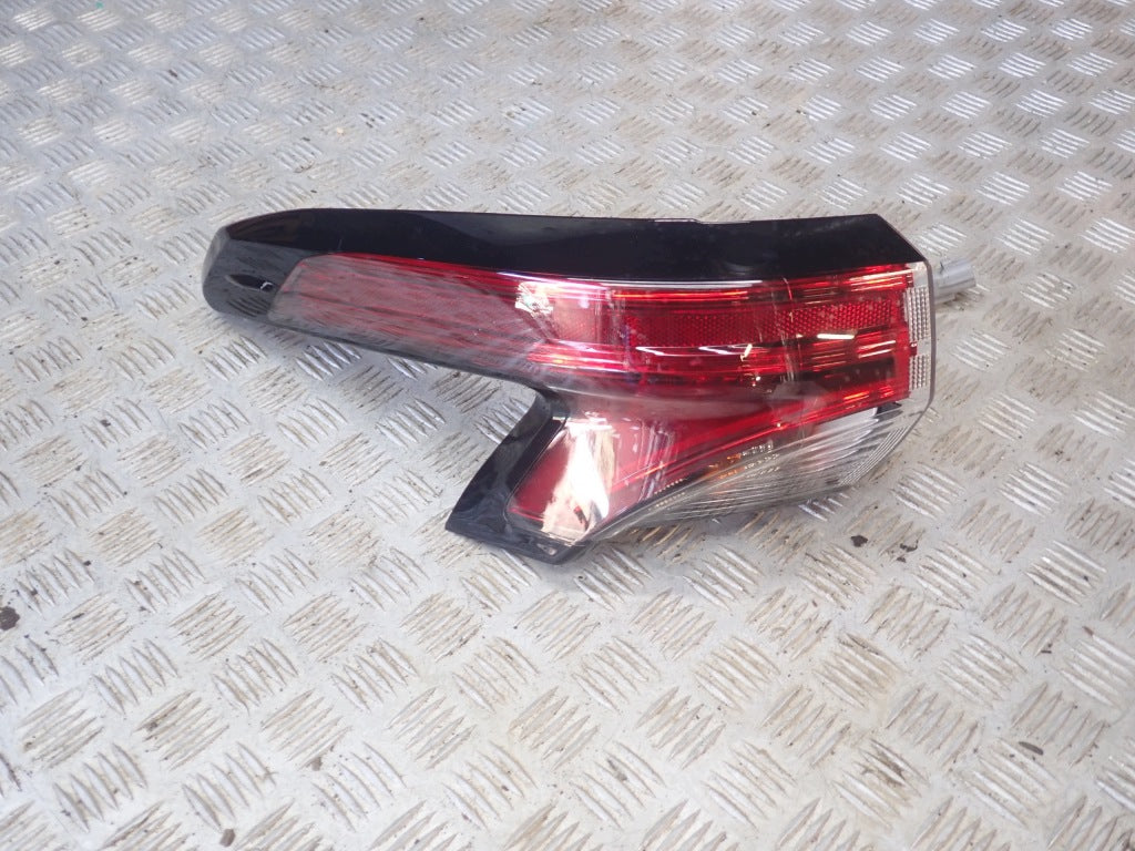 Left Outer Tail Light Toyota Sienna XL40 2021