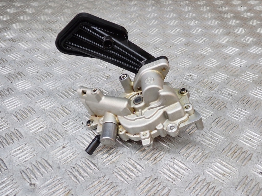 Oil Pump Kia Carnival LX KA4 3.5 2020-