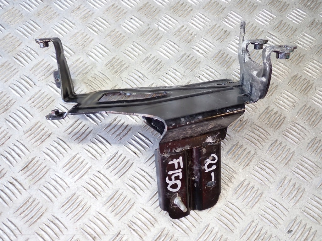 Mocowanie Wspornik Inwertera Ford F150 Crew Cab Lariat 3.5 4x4 2022-