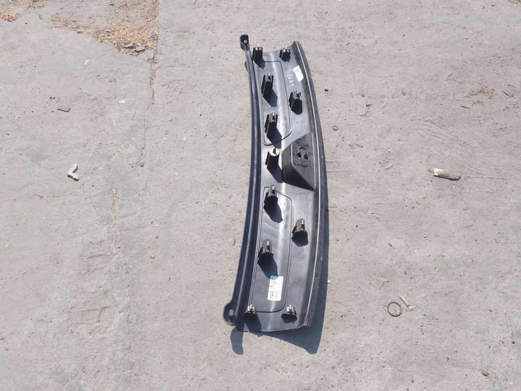 Osłona Pasa Tylnego Chevrolet Tahoe Suburban 5.3 2021-