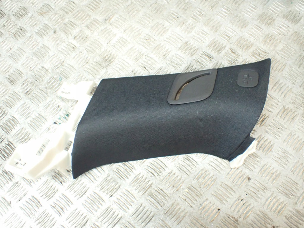 Osłona Słupka Górna Prawa Tylna Infiniti QX60 L51 Nissan Pathfinder R53 22-