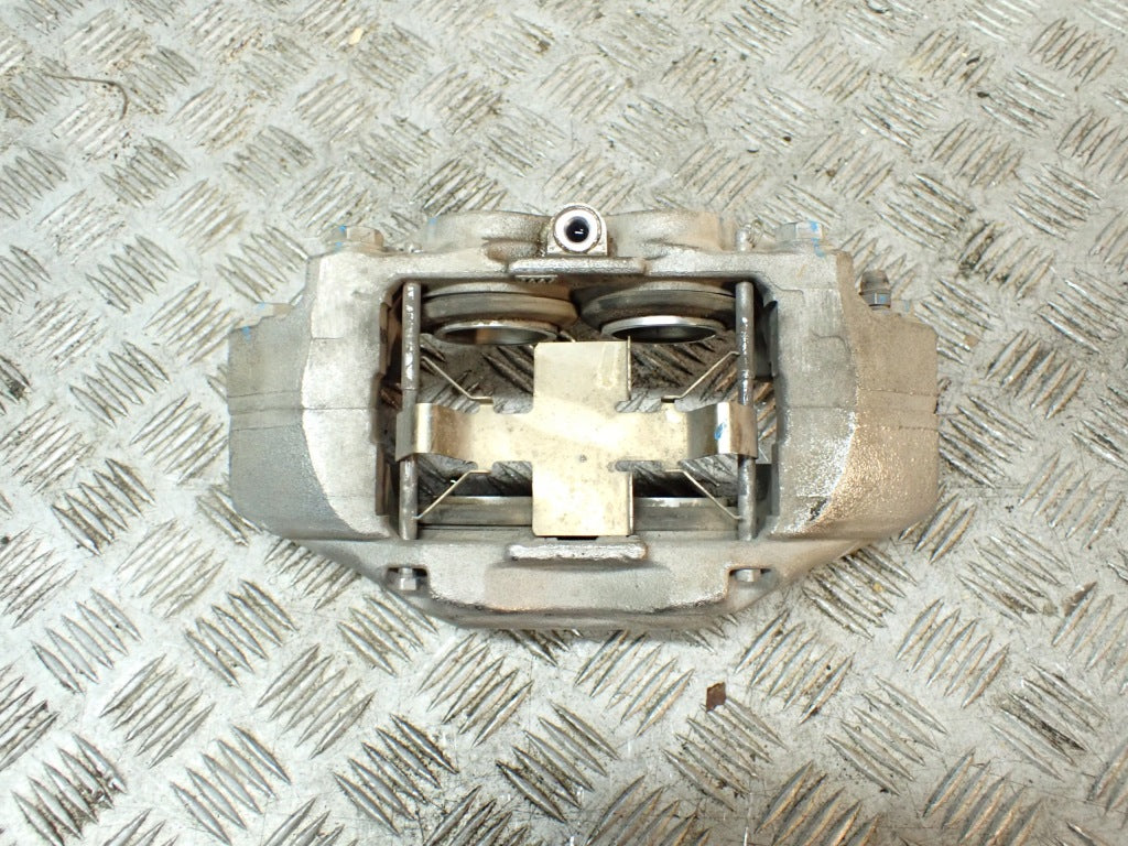 Front Caliper Chevrolet Silverado Suburban Yukon Escalade Sierra Tahoe 19-