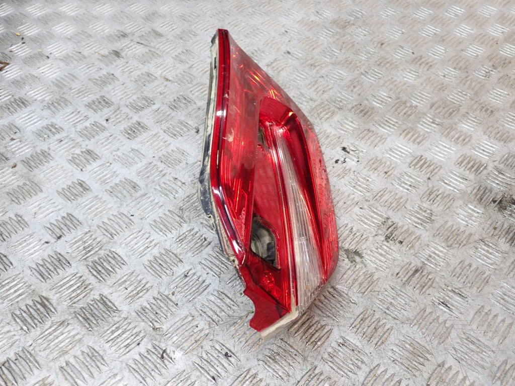 Lampa Prawa Tylna w Klapę Klapy Tylnej Lewy Honda Odyssey 2020
