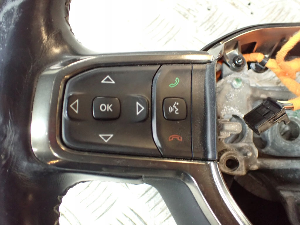 Kierownica Dodge RAM V Limited 19-