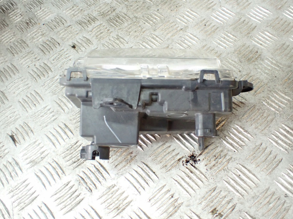 Halogen Lewy LED Lampa Przeciwmgielna Lewa GMC Sierra 1500 3.0D AT4 2019-