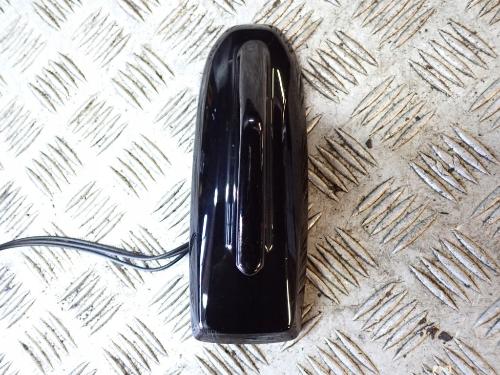 Antena Rekinek Cadillac Escalade ESV Tahoe Suburban Yukon 2021-