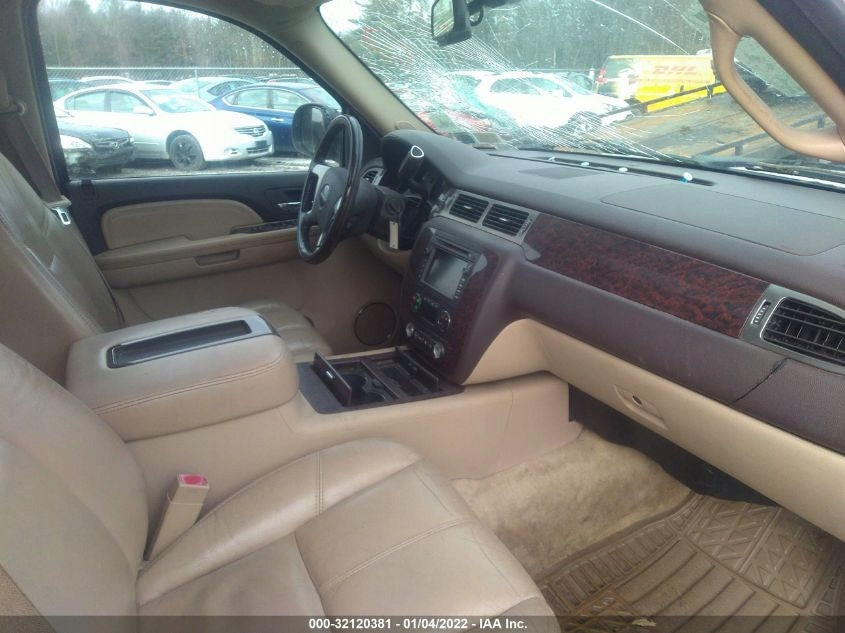 Obudowa Bezpieczników Suburban Escalade Yukon 07-