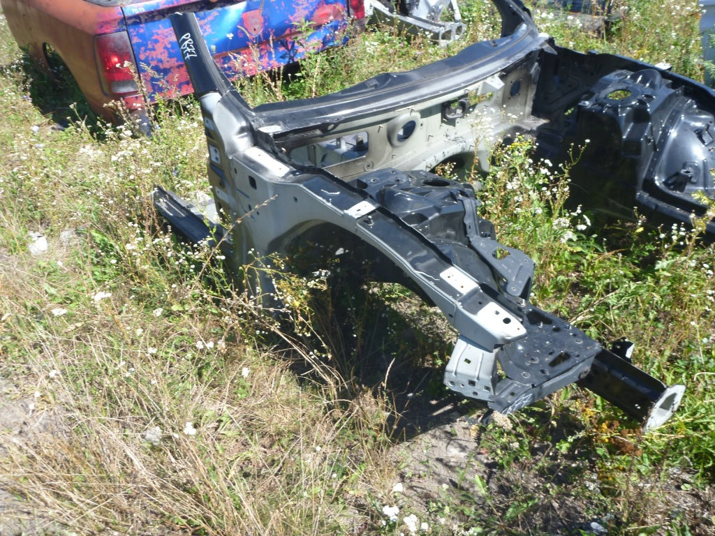 Ćwiartka Przednia Prawa Maserati Quattroporte 13-