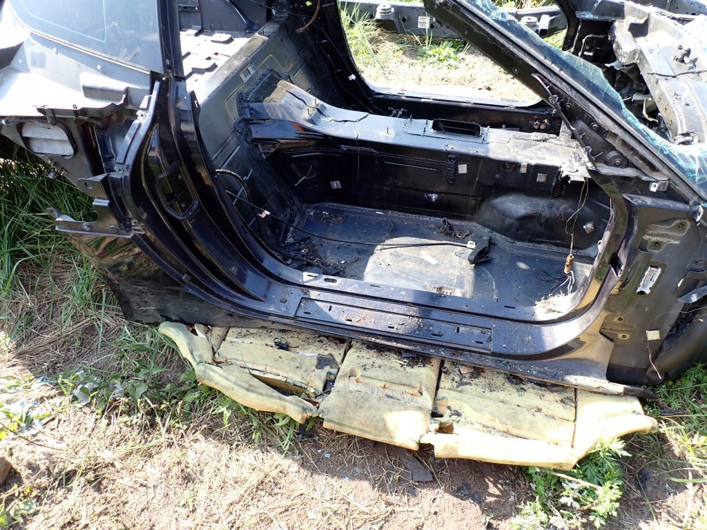 Rama Ćwiartka Tylna Tył Wanna Belka Cały Tył Chevrolet Corvette C7 2014-
