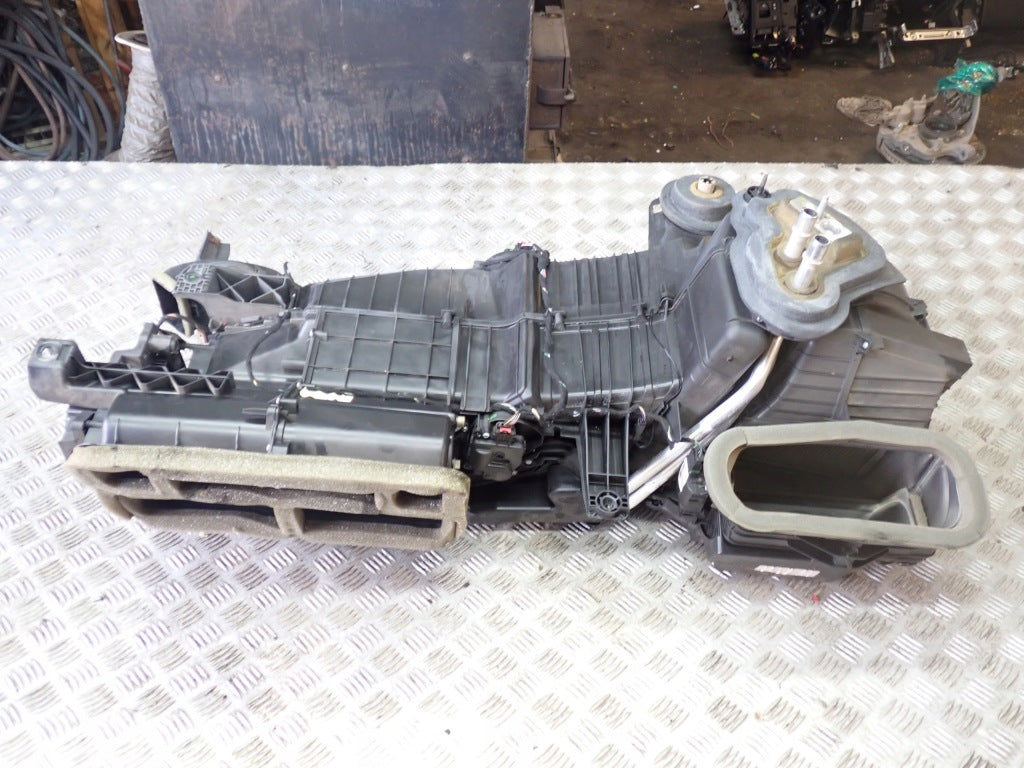 Nagrzewnica Kpl. Ford F150 Lariat 2021-