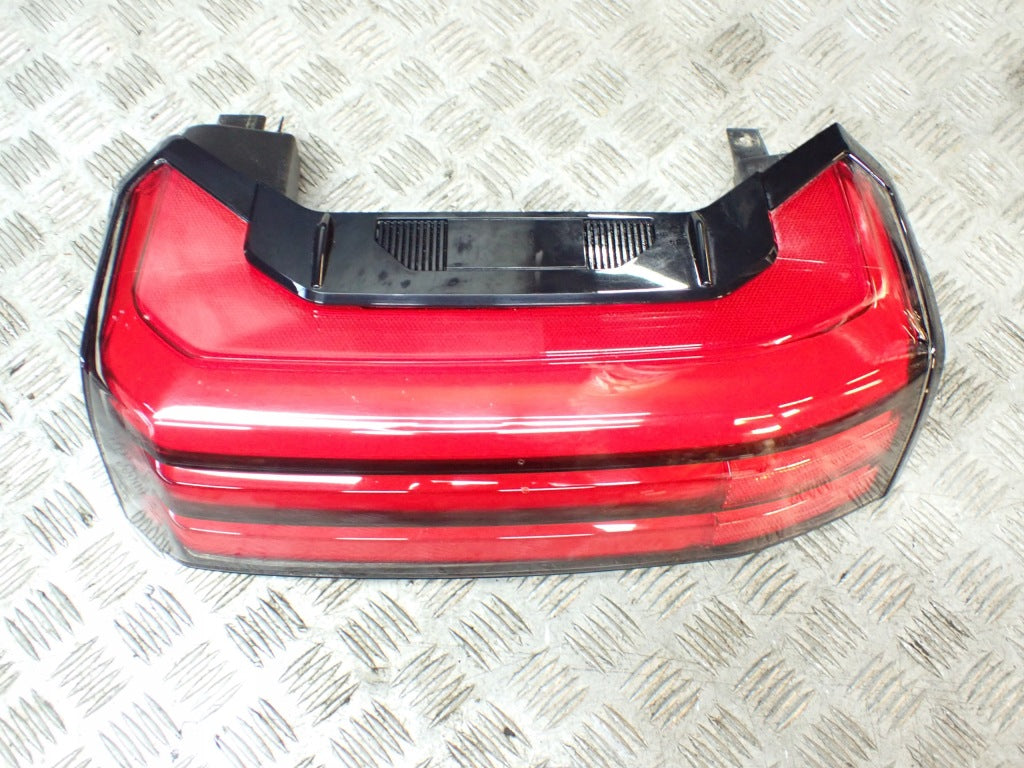 Right Rear Tail Light Right Rear LED Kit Toyota Tundra 2022-