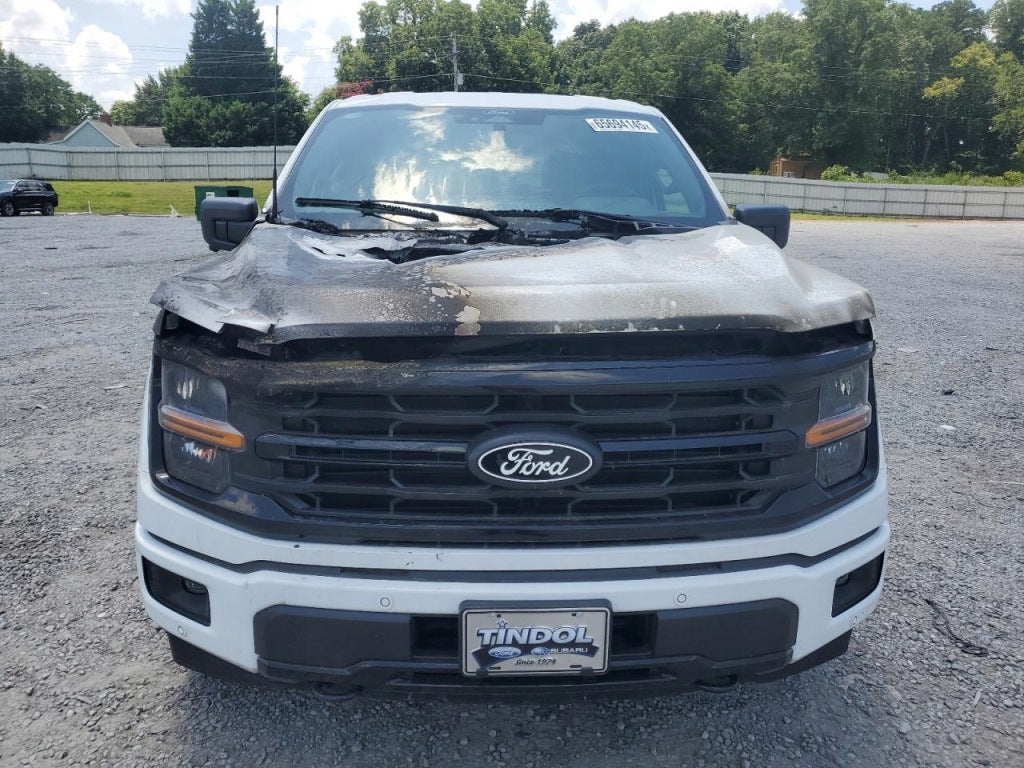 Inwerter konwerter napięcia do Ford F150 2021-, Autolandparts, widok na przetwornicę napięcia samochodową