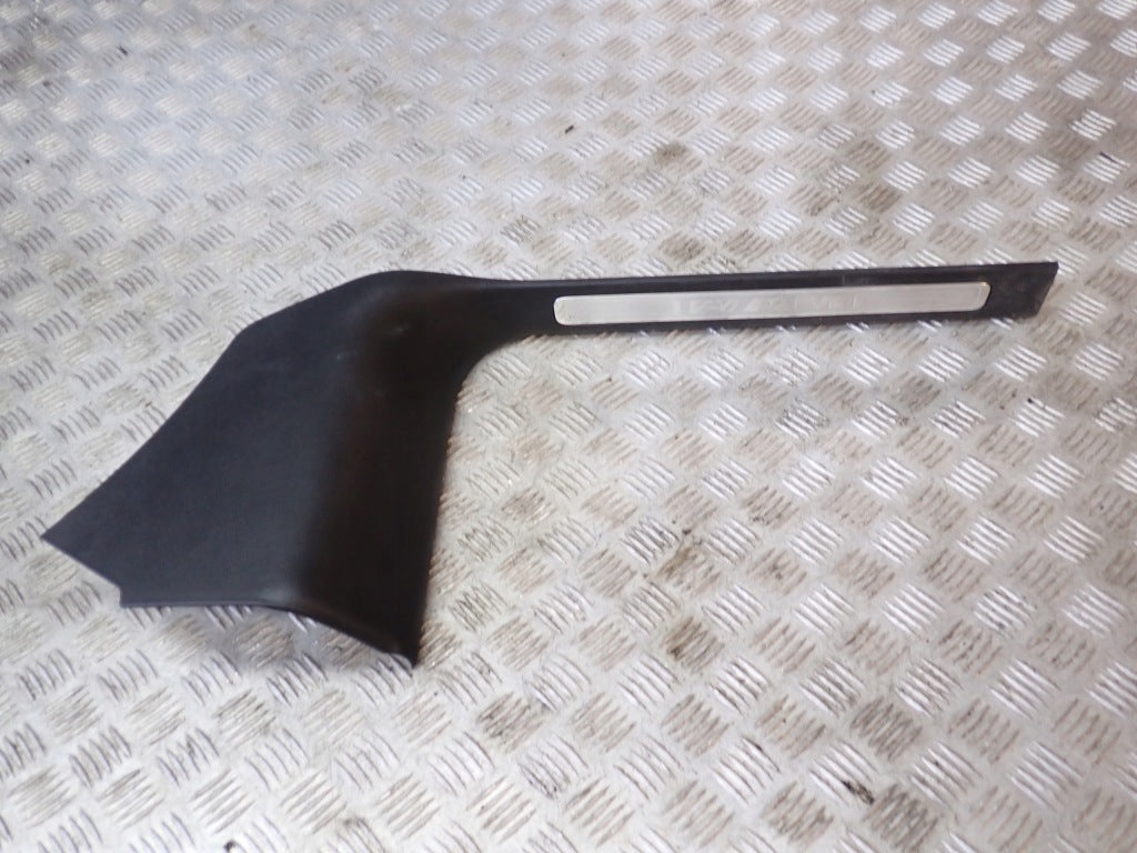Front Inner Door Sill Trim Cover Dodge RAM Laramie 2019-