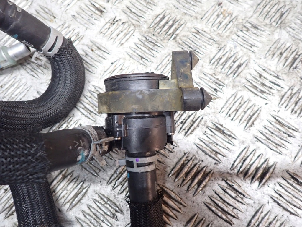 Additional Coolant Water Pump Ford Explorer Hybrid 2020-