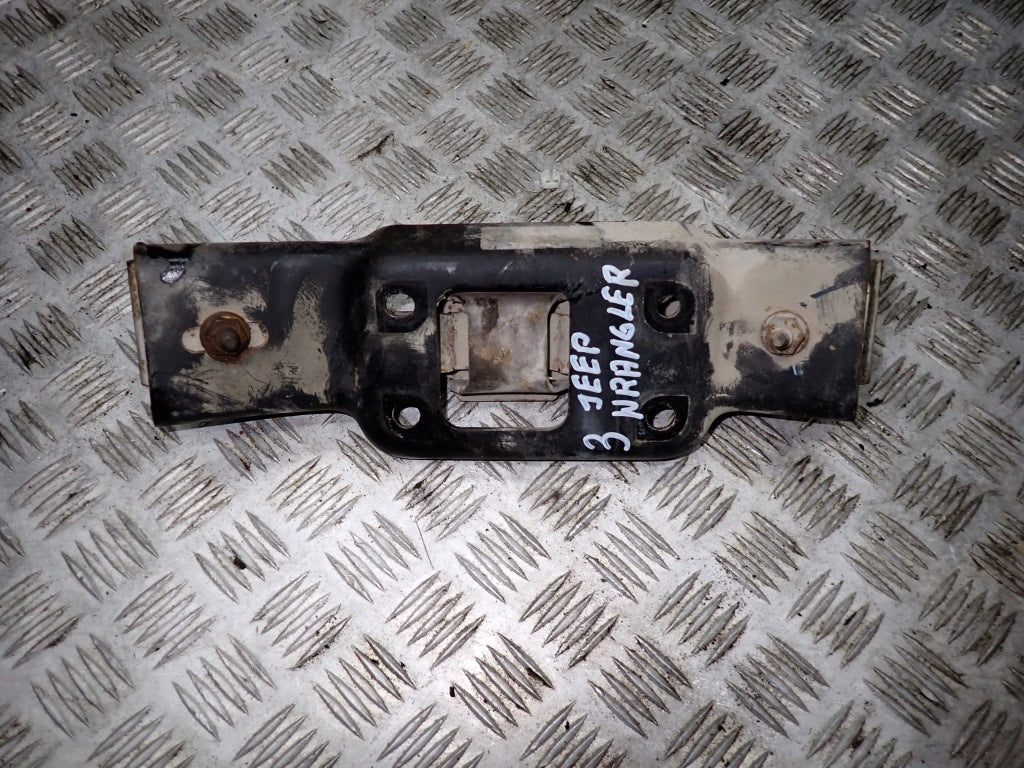 Łapa Podpora Skrzyni Jeep Wrangler JK 3.6 2012