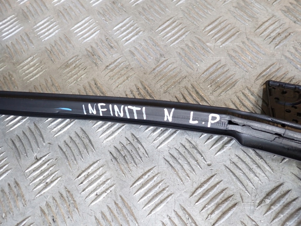 Uszczelka Drzwi Lewy Przód Lewa Przednia Infiniti QX60 L51 22-
