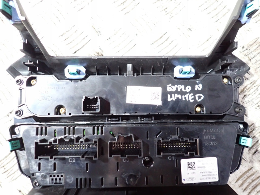 Radio Camera Panel Ford Explorer Limited 2020-