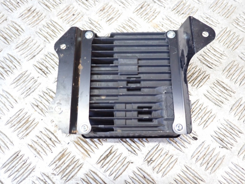 Inwerter Przetwornica Chevrolet Suburban Tahoe Cadillac Escalade Yukon 21-
