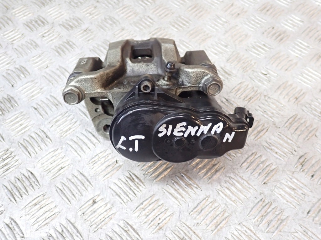 Zacisk Hamulcowy Lewy Tylny Kpl. z Silniczkiem Toyota Sienna XL40 2021
