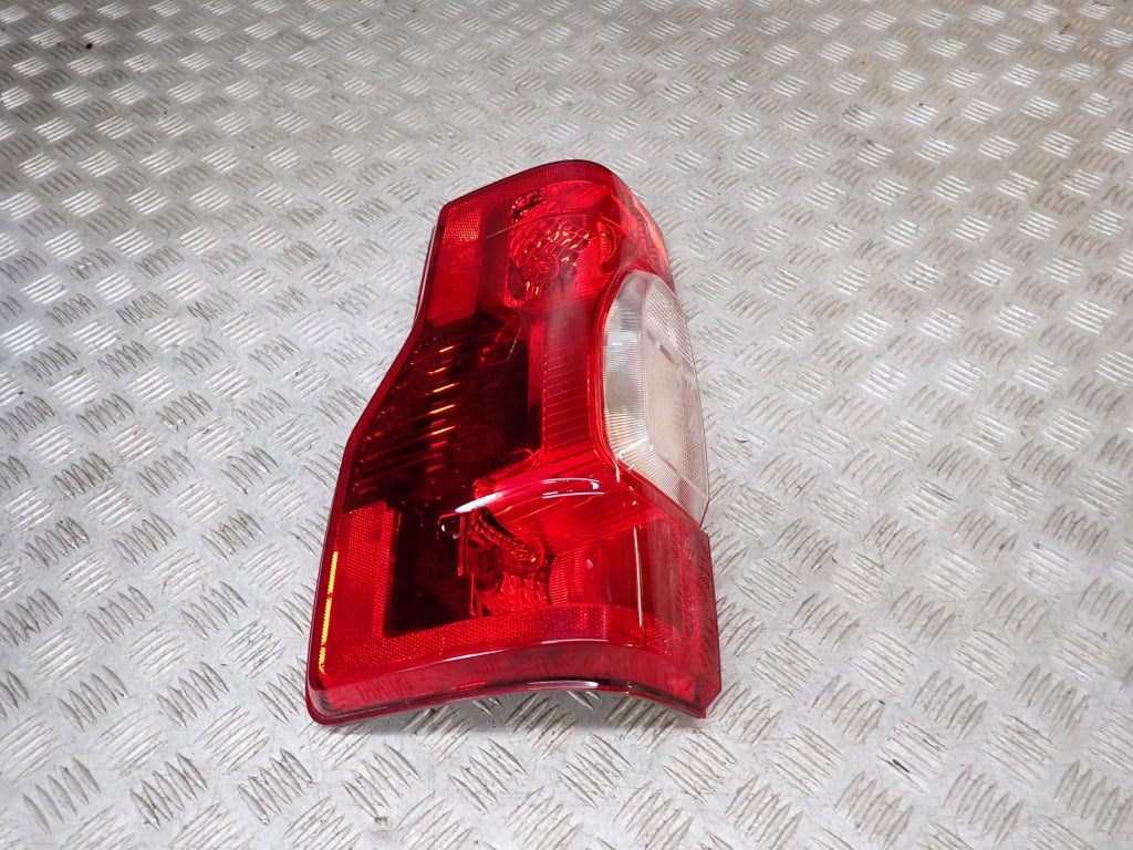 Right Rear Tail Light Ford F250 XLT 6.2 4x4 P558 2021- LIFTING