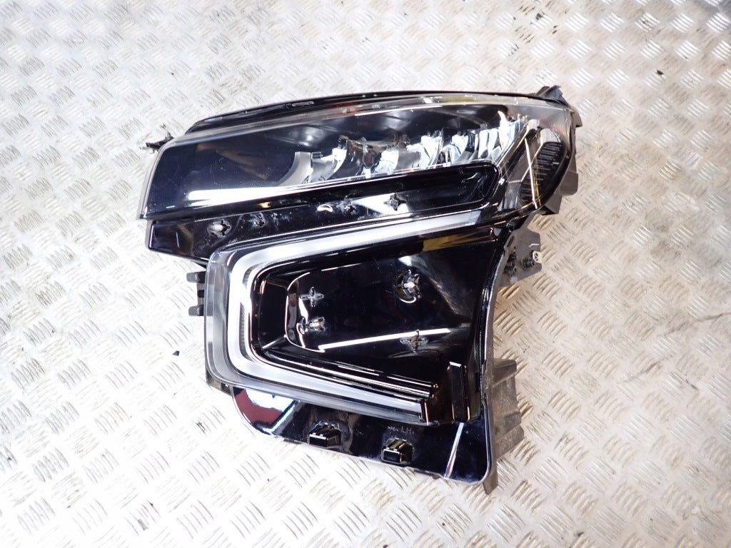 Lampa Lewa Przednia Przód Kpl. FULL LED Chevrolet Tahoe Suburban 2021-