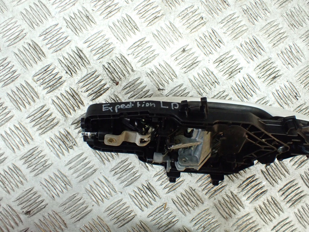 Left Front Door Handle Ford Expedition 3.5 Ecoboost 20