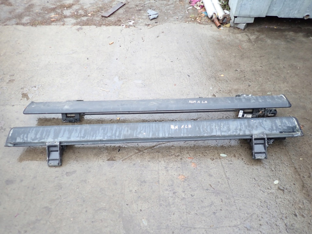 Electric Retractable Steps Pair Set Dodge RAM Crew Cab V 2019-