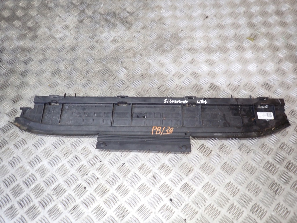 Lower Radiator Grille Air Guide 2022 Chevrolet Silverado