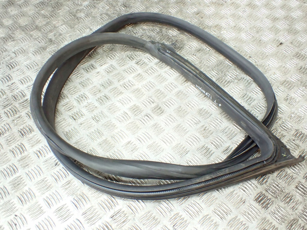 Door Seal Maserati Quattroporte 13-