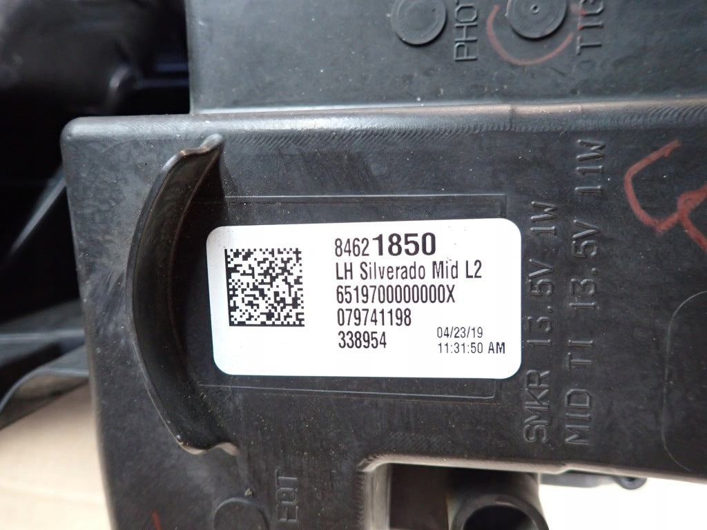 Lampa Lewa Przednia Kpl. LED Chevrolet Silverado 4x4 2019-