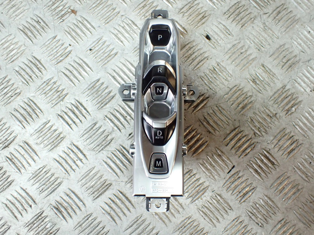 Gear Selector Panel Chevrolet Corvette C8 6.2 20-