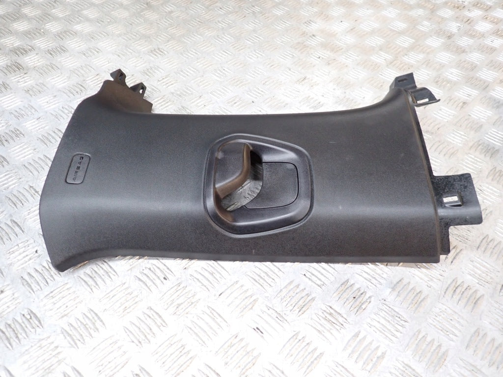 Osłona Słupka Tylna Prawa Jeep Wagoneer Grand Wagoneer WS 5.7 22-