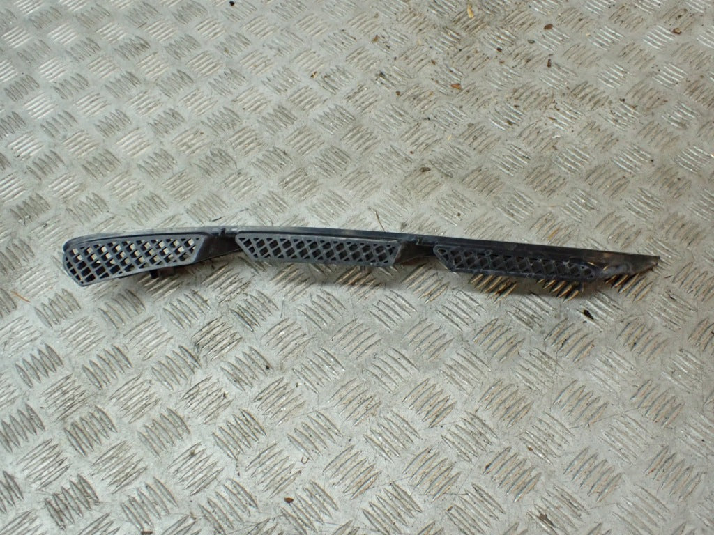 Left Front Fender Grille Left Front Intake Chevrolet Corvette C7 2014-