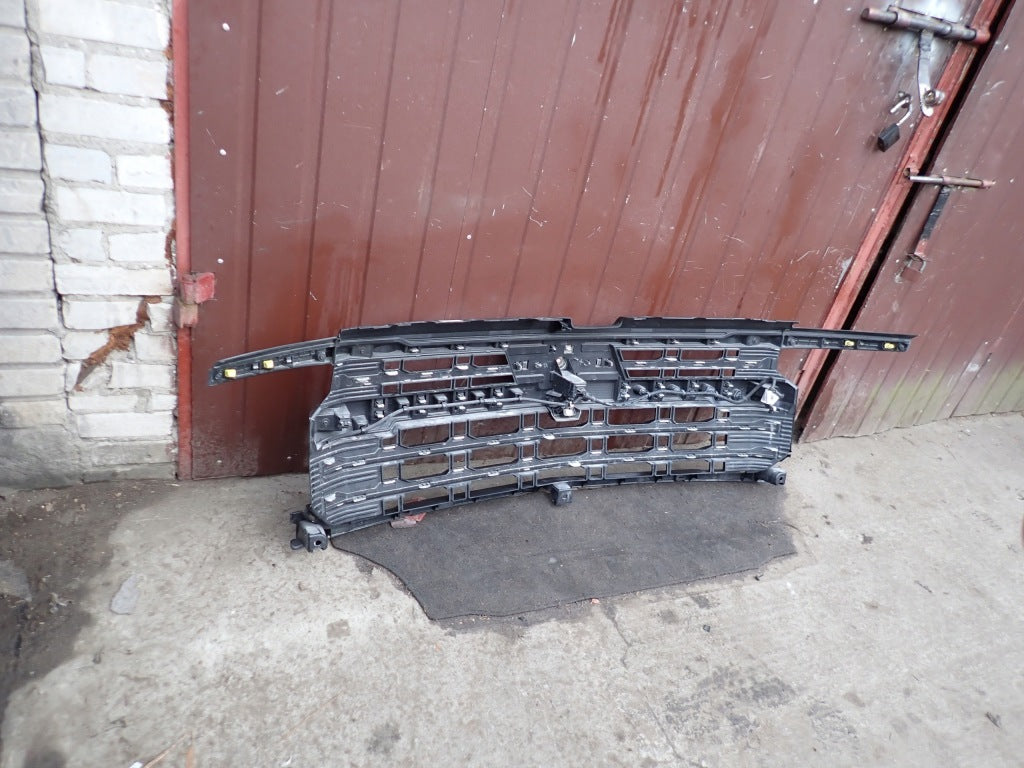 Atrapa Chłodnicy Grill Kpl. Kamera Chevrolet Silverado 4x4 2022 LIFT