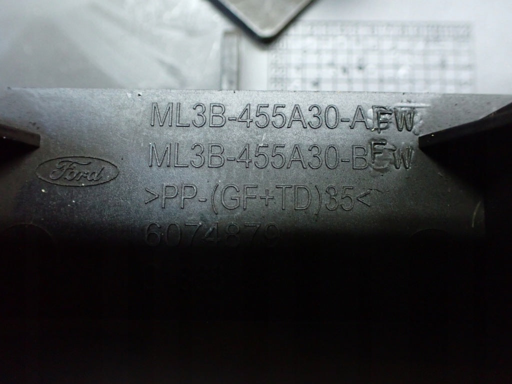 Obudowa i pokrywa górna inwertera napięcia do Ford F150 2025, część samochodowa Autolandparts, widok z góry
