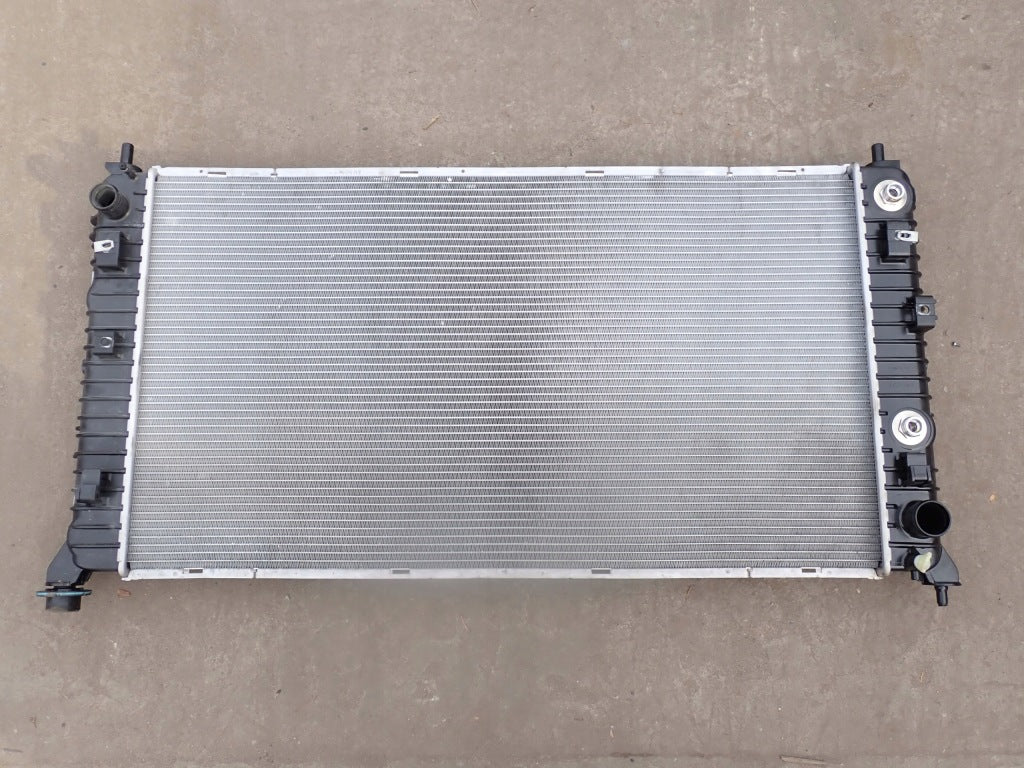 Water Cooler Chevrolet Silverado GMC Sierra 2019-