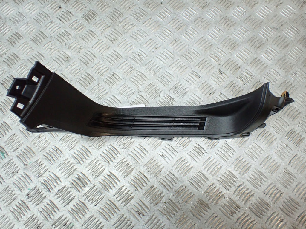 Osłona Kratka Słupka Tylna Lewa Jeep Wagoneer Grand Wagoneer WS 5.7 22-