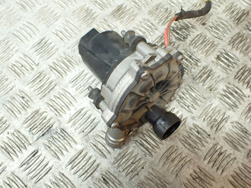 Maserati Quattroporte 2015 Vacuum Pump