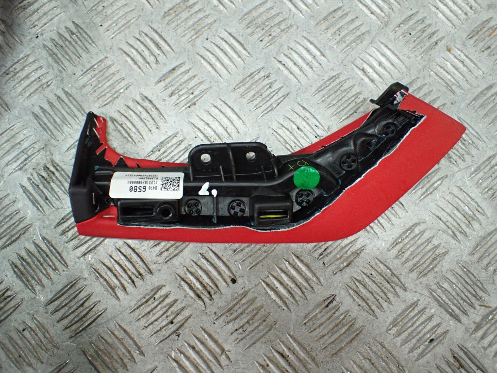 Kokpit Deska Osłona Głośnika Dekor Skóra Panel Chevrolet Corvette C8 2020-