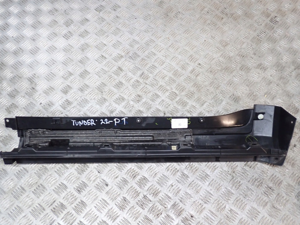 Right Rear Door Sill Trim Super Cab Toyota Tundra 2022-