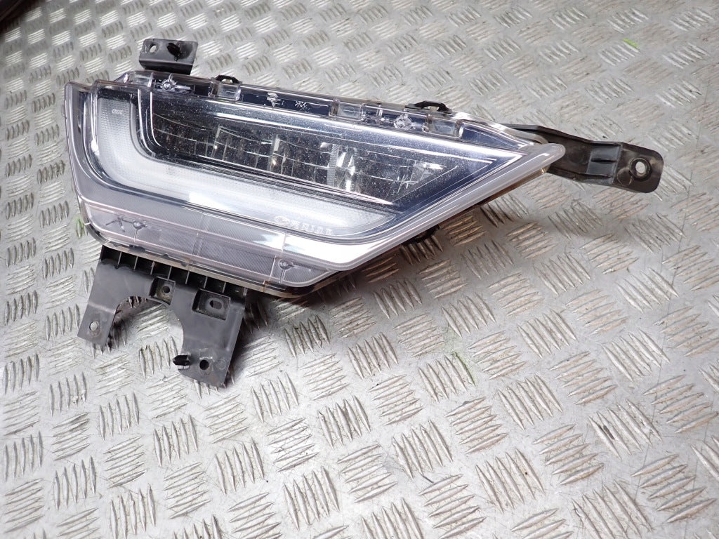 Halogen Lampa Przeciwmgielna DRL LED Prawy Ford F150 XLT 3.5 Ecoboost 2021