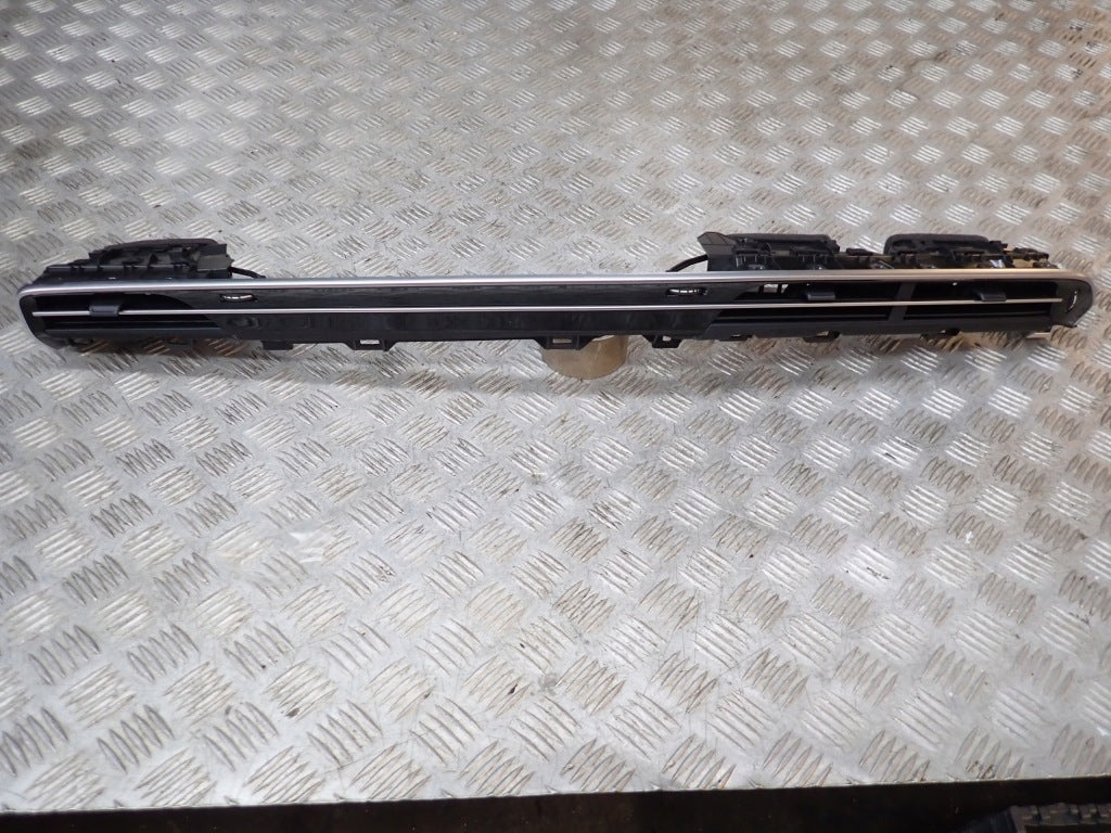 Kratka Centralna Środkowa Wentylacji Infiniti QX60 L51 2022-