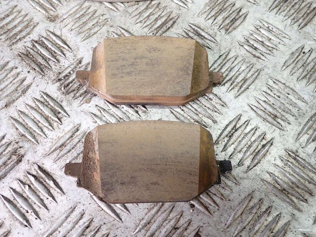 Rear Brake Pads Pair Ford Explorer Ford Explorer 2020-